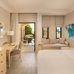 Aphrodite Hills And Resort 5*