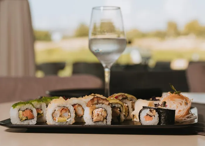 Aphrodite Hills And Θέρετρο