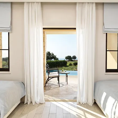 Aphrodite Hills And 5*