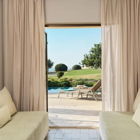 Aphrodite Hills And منتجع كوكليا