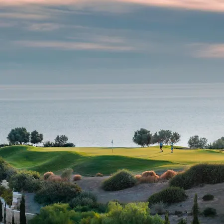 Aphrodite Hills And Kouklia