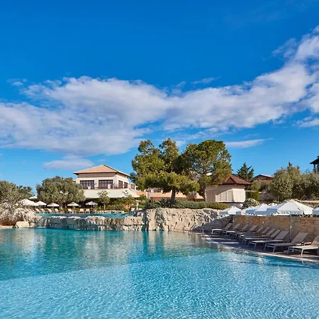 Resort Aphrodite Hills And 5*