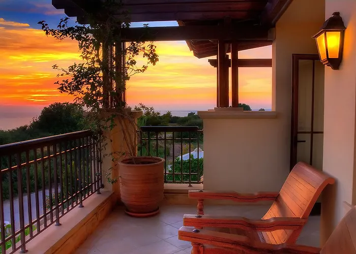 Aphrodite Hills And 5*