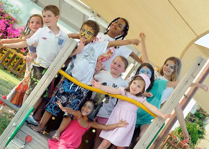 Aphrodite Hills And Θέρετρο Κούκλια