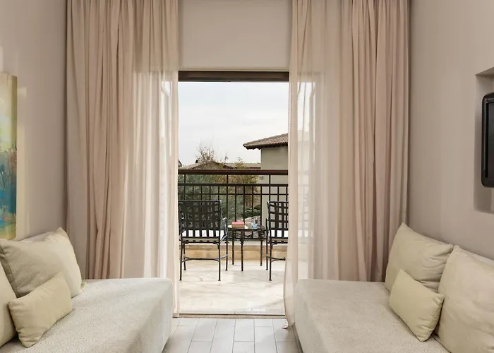 Aphrodite Hills And 5* Kouklia