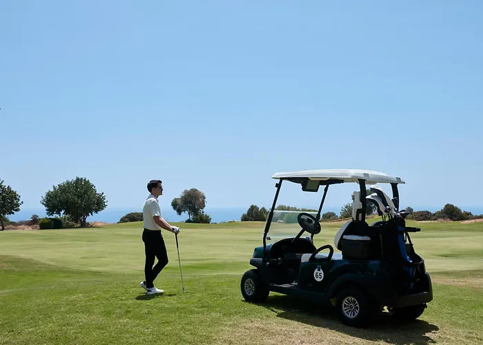 Semesteranläggning (resort) Aphrodite Hills And 5*